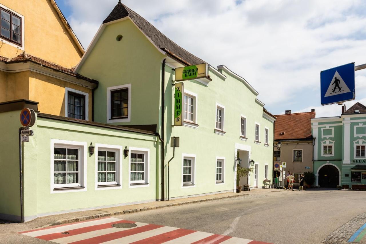 Gruener Baum Wachau - Retro Fruehstueckspension Mautern Exterior foto